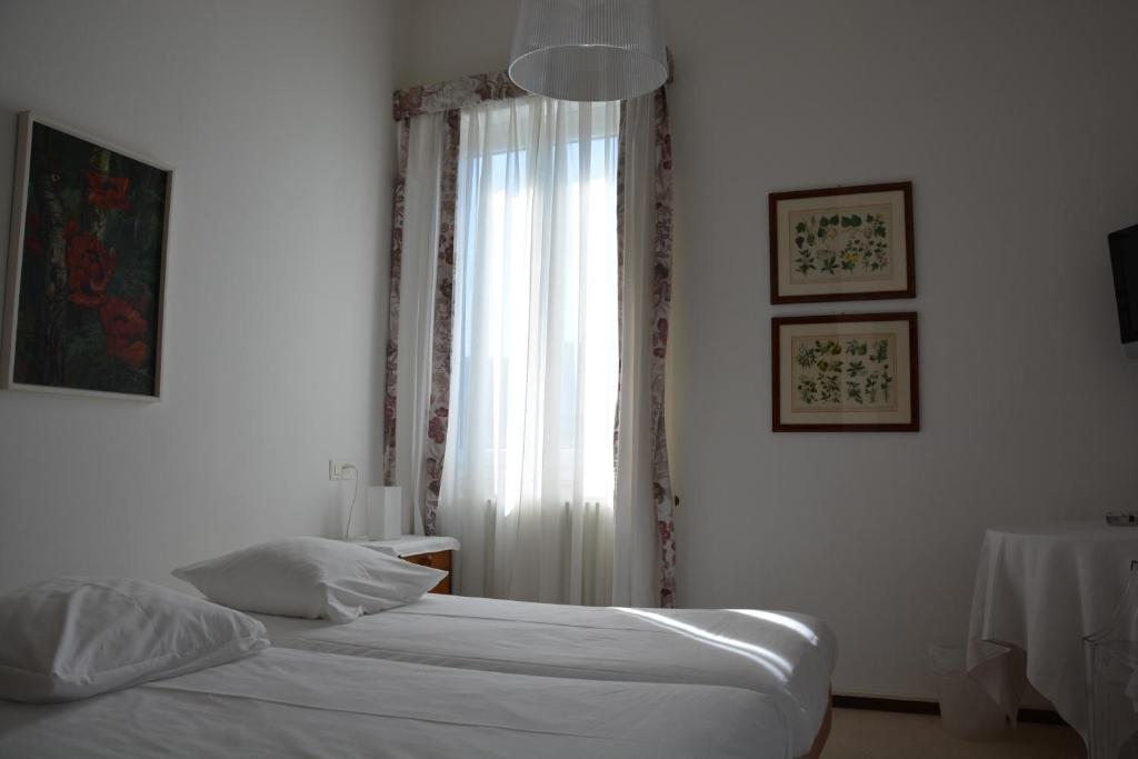 Hotel Villa Selva Lugano Quarto foto